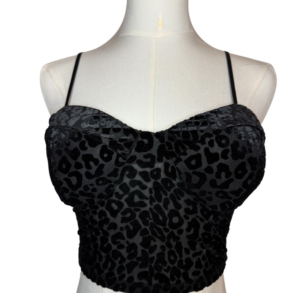 Leopard Print Black Crop Top